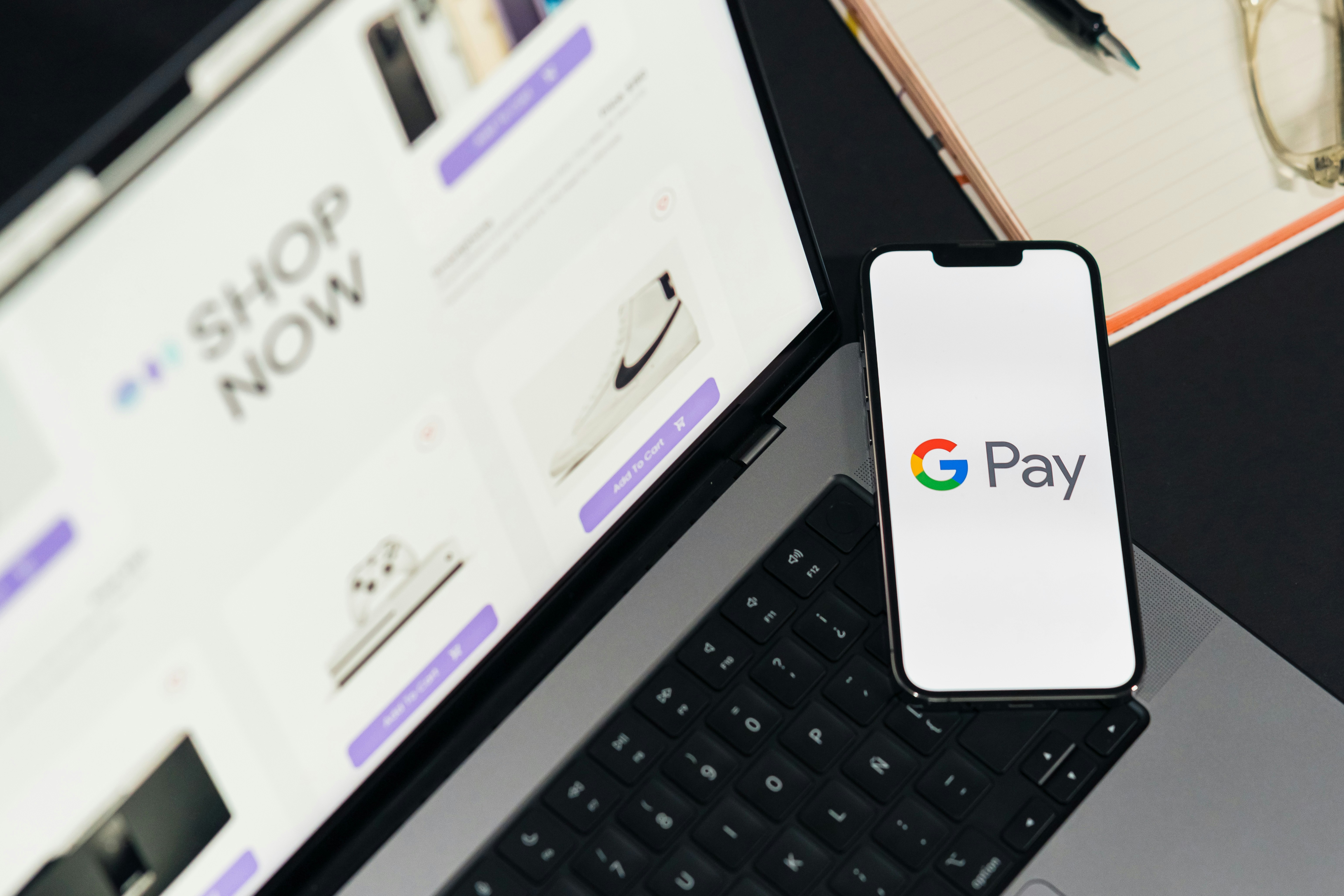 Infographic comparing the key considerations for choosing a PayFac